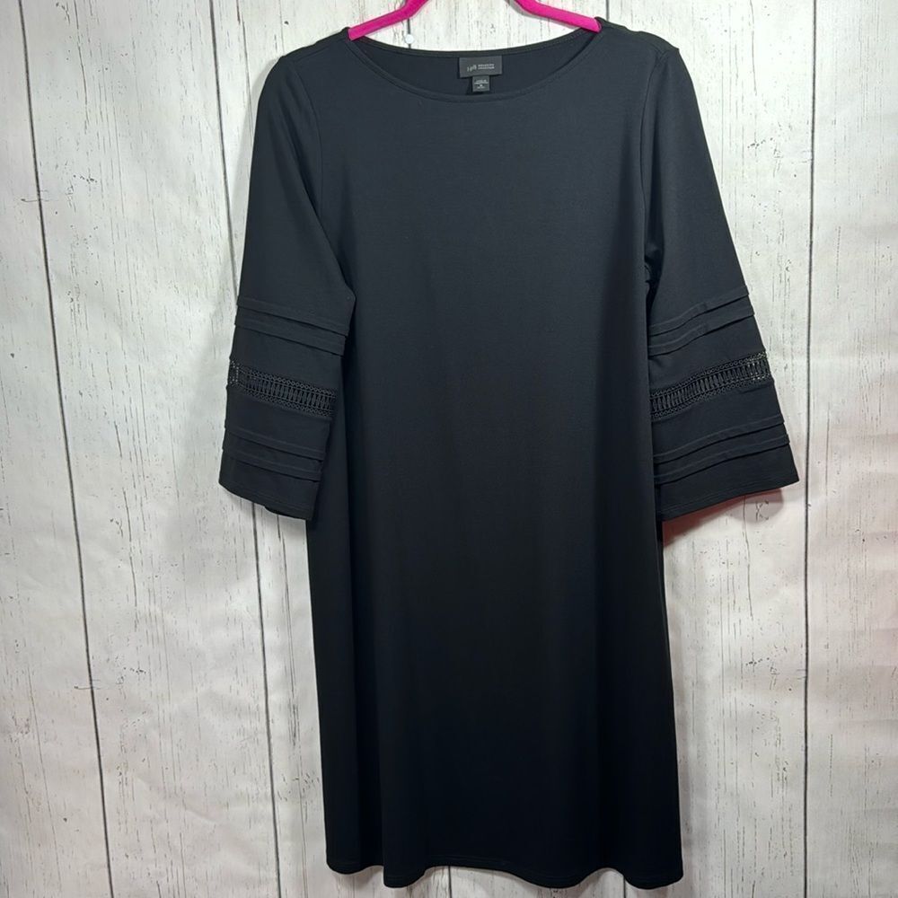 J Jill Wearever Collection Black 3/4 Flare Crochet Sleeve Knee Length Dress
